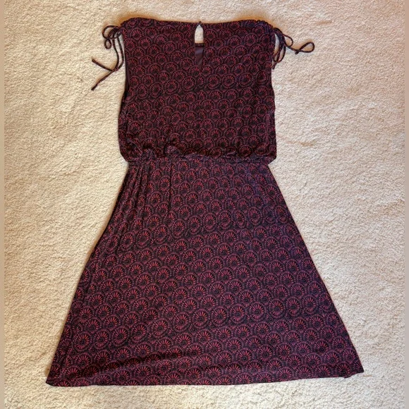 EUC Loft knee-length dress - Picture 4 of 6